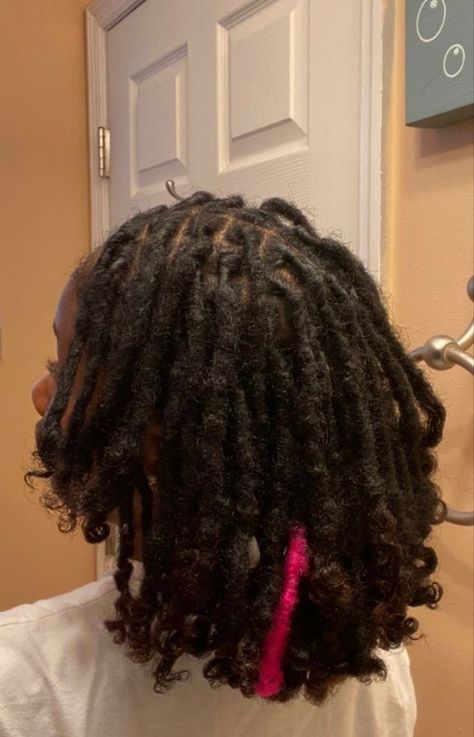 Short Shaved Hair, Layered Pixie, Hair Dye Ideas, New Hairstyles, Beautiful Dreadlocks, Short Locs Hairstyles, Quick Natural Hair Styles, Hairstyle Tutorials, Dreadlock Style