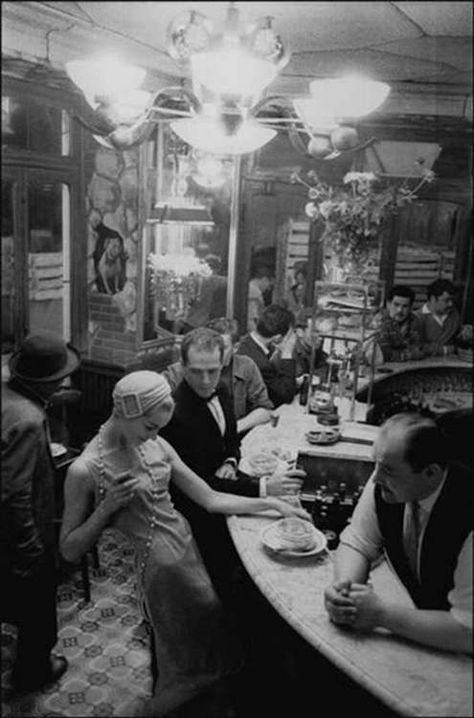 Best of our Valley 2013: People  #Bestofourvalley #People #Influential #Fashionable #Celebrity #Twitter  www.AZFoothills.com Frank Horvat, Vintage Foto's, Andre Kertesz, Robert Doisneau, Josephine Baker, Roaring 20s, Vintage Paris, Magnum Photos, Black White Photos