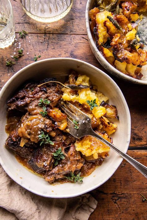 Beef Fall Recipes, Autumnal Dinner Recipes, Fall Dinner Recipes Casseroles, Fall Easy Meals, Easy Autumn Dinner Recipes, Bread And Butter Roast, Chill Recipes, Braised Pot Roast, October Dinner