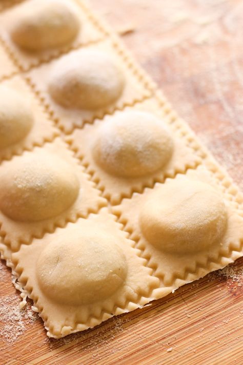 Learn how to make fresh homemade ravioli from scratch with this simple guide! Featuring easy steps for delicate pasta dough and a creamy cheese filling, you’ll master ravioli like nonna does—no special tools needed. Dairy Free Ravioli Filling, How To Make Homemade Ravioli, Ravioli Filling Ideas Cheese, Sausage Ravioli Filling Recipe, Homemade Meat Ravioli, Pasta Dough For Ravioli, Homemade Ravioli Recipe Filling, Sausage Ravioli Filling, Ravioli Pasta Dough