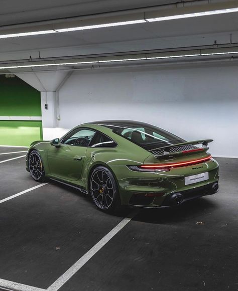 Porche 992 Gt3 Rs, Porshe 992gt3rs, Porche 992, Porshe 911gtr, Porche 992 Turbo S, Porche Taycan Turbo S, Porches Car, Porsche Taycan Green, 992 Porsche