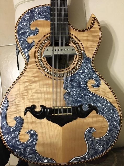 Acoustic Guitar Custom, Guitar Designs Acoustic, Decorated Acoustic Guitar, Guitar Decor Ideas, Painted Electric Guitar, Shark Guitar, Acoustic Guitar Art, Guitar Gadgets, Custom Acoustic Guitars