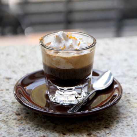 Espresso Con Panna, Black Coffee Cup, Coffee Inspiration, Coffee Shot, Coffee Menu, Coffee Drink Recipes, Chocolate Drinks, Chocolate Coffee, Black Coffee