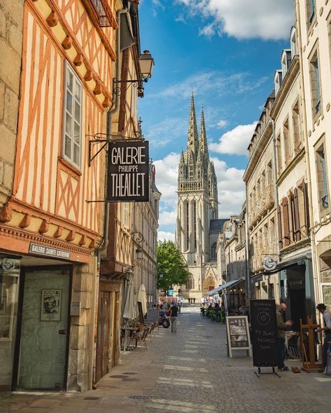 Amazing France on Instagram: “The cute streets of Quimper 🚶⠀ .⠀ Reposting & Pic by @flow.breizh⠀ .⠀ .⠀ .⠀ .⠀ #amazingfrance #france #super_france #france_focus_on…” Quimper France, Types Of Architecture, Iceland, Big Ben, With Love, Places To Visit, Street View, France, Road