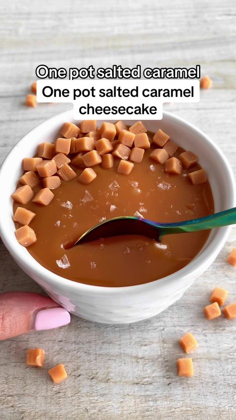 One pot salted caramel cheesecake #saltedcaramel #cheesecake | cheesecake | 312.8K Views | TikTok Glutenfri Baking, Salted Caramel Cheesecake, Caramel Cheesecake, Salted Caramel Sauce, Sweet Dishes Recipes, Cheesecake Filling, Digestive Biscuits, Random Images, Easy Baking Recipes Desserts