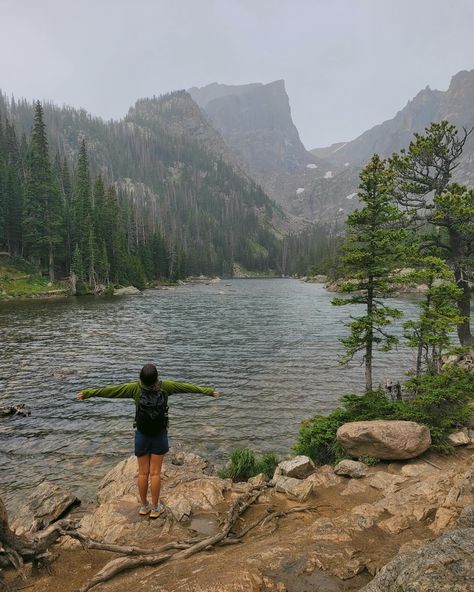 colorado summer Colorado Family Aesthetic, Life In The Mountains, Colorado Girl Aesthetic, Denver Colorado Summer, Denver Colorado Aesthetic, Colorado Vibes, Colorado Aesthetic, Colorado Hikes, Colorado Life