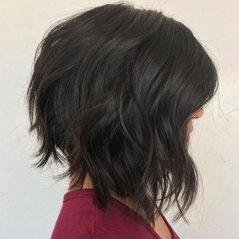 Inverted Chopped Brunette Lob Haircut Lob, Brunette Lob, Long Angled Bob, Long Shag, Thick Wavy Hair, Short Shag Hairstyles, Bob Hairstyles For Thick, Wavy Bob Hairstyles, Angled Bob