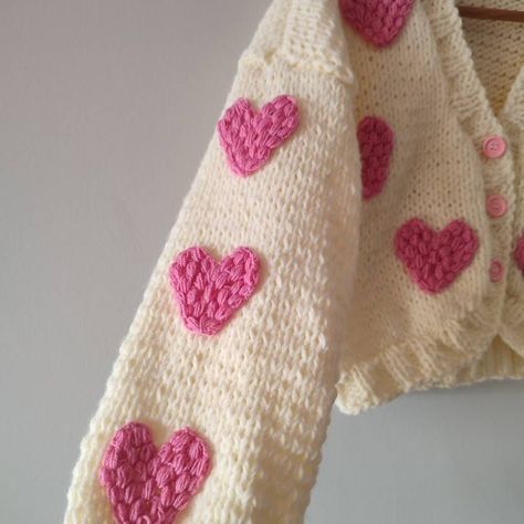 Pink Heart Cardigan, Heart Sweater Outfit, Crochet Heart Cardigan, Crochet Heart Sweater, Pink Crochet Cardigan, Pink Crochet Sweater, Crochet Gift Ideas, Cardigan Rosa, Heart Cardigan