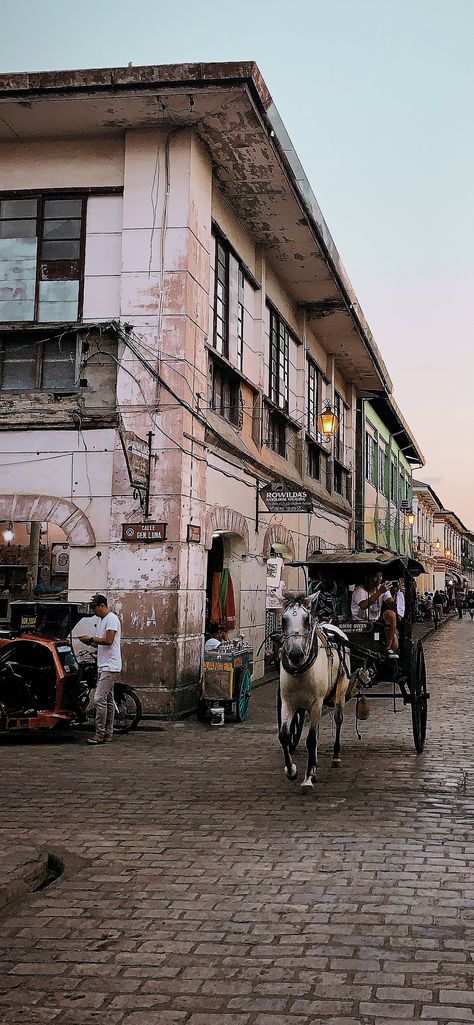 Ilocos Sur Tourist Spot, Philippines Tourist Spot Aesthetic, Tourist Destination In Philippines, Tourist Spots Aesthetic, Vigan Philippines Aesthetic, Philippines Aesthetic Art, Philippines Aesthetic Wallpaper, Philippines Province Aesthetic, Philippines Aesthetic Vintage