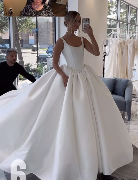 Wedding Dress Big Bust, Wedding Ideas 2024, Plain Wedding Dress, Minimal Wedding Dress, Unique Themes, Big Wedding Dresses, Extravagant Wedding, Bridal Wedding Dress, Occasion Dresses Wedding