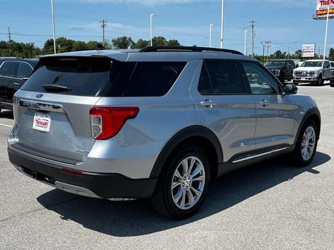 Certified 2023 Ford Explorer Silver XLT 4WD for Sale at Jim Trenary Ford, Inc.  for sale in Moscow Mills near WENTZVILLE, Troy, St. Peters, O Fallon, MO 2023 Ford Explorer, Ford Explorer Xlt, St Peters, St Charles, Test Drive, Ford Explorer, Moscow, Kitchen Design, Ford