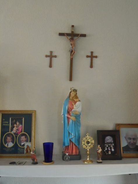 Covering the Basics: The Home Altar – Catholic Traditions in the Home Catholic Altar Home Ideas, Home Altar Catholic Beautiful, Altar Catholic, Catholic Traditions, Home Altar Catholic, Old Time Religion, Catholic Altar, Catholic Company, Prayer Corner