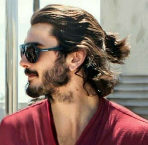 Grow Your Hair Out Without The Awkward Phase – OnPointFresh Male Ponytail Hairstyles, Male Long Hairstyles, Growing Out Hair, Man Bun Hairstyles, Growing Your Hair Out, Gents Hair Style, Men's Long Hairstyles, Men Haircut Styles, Cool Hairstyles For Men