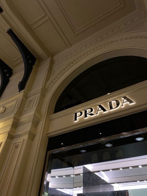 #prada #wallpaper Prada Wallpaper, Prada Aesthetic, Vision Board Inspiration, Luxury Lifestyle Dreams, Minimalist Interior Design, Best Photo Poses, Beige Aesthetic, Instagram Blog, Minimalist Aesthetic