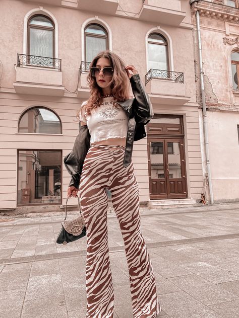 Brown Printed Pants Outfit, Brown Pattern Pants Outfit, Brown Zebra Pants Outfit, Brown Checkered Pants Outfit, Patterned Pants Outfit, Checkered Pants Outfit, Zebra Pant, Printed Pants Outfits, Slip Dress Outfit