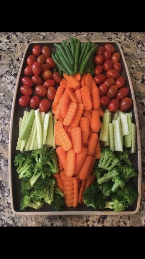 Veggie Tray Ideas, Easter Fruit, Easter Party Food, Deco Fruit, Easter Decor Ideas, Easter Appetizers, Easter Dishes, Easter Lunch, Easter Snacks