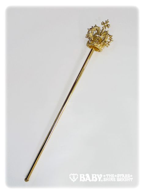 Alice and the Pirates royal crown scepter Scepter Royal, Queen Scepter, Royal Staff, Royal Scepter, Staff Magic, Alice And The Pirates, Crown Aesthetic, Night Gown Dress, Color Celeste