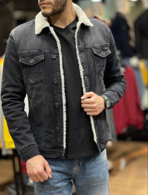 Black Denim Jacket Men, Denim Jacket Men Outfit, Mens Fits, Outfit Male, Mens Smart Casual Outfits, Jean Outfit, Jean Jacket Outfits, Denim Jacket Outfit, Smart Casual Men