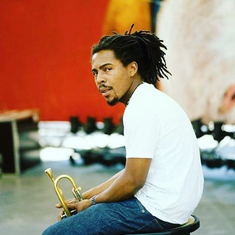 Roy Hargrove, A Love Supreme, Black Royalty, Trumpet Players, Jazz Artists, Soul Train, African American Culture, Willow Creek, Jazz Musicians