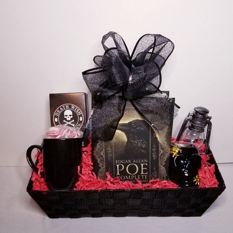 All gift baskets don't have to be merry & bright. Black and red and/or gold are great colors to use for a goth themed gift like this one. Skulls are a great accent. INSTAGRAM @lifestylebyjami Emo Gift Basket, Gothic Gift Basket, Goth Christmas Gifts, Goth Easter Basket, Goth Gift Basket, Gothic Basket, Goth Gift Ideas, Goth Easter, Gothic Easter