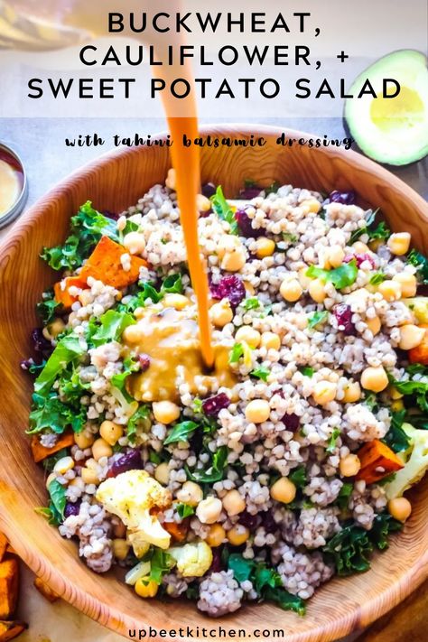 Sweet Potato Cauliflower, Buckwheat Salad, Cauliflower Chickpea, Buckwheat Recipes, Avocado Vegan, Roasted Sweet Potato, Cauliflower Salad, Salad Toppings, Balsamic Dressing