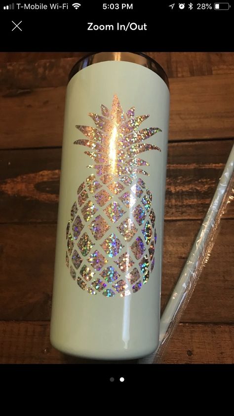 Pineapple Tumbler Ideas, Sunflower Tumblers With Glitter, Palm Leaf Glitter Tumbler, Tropical Tumblers Cricut, Pineapple Glitter Tumbler, Gold Glitter Sunflower Tumbler, Pineapple Decal, Pineapple Tumbler, Tumblr Cup