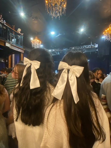 Beige Pink Hair, Pink Hair Ribbon, Ribbon Ponytail, Concert Aesthetic, Bows Hair, Concert Fits, Gracie Abrams, Hair Ribbon, Ponytail Holder