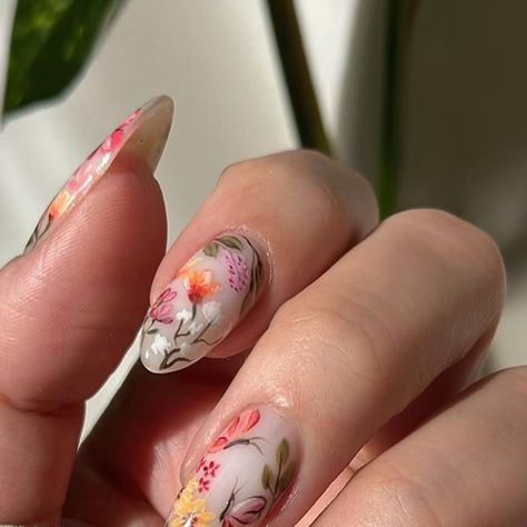 SYDNEY NAIL ARTIST 🧡 on Instagram: "This time I want to create something gentle but still me inside 💕 Just the imagination of how the garden look like in sunshine autumn 🍂  . . . 🎨 Asks for 90-120 minutes nail arts or Let’s Alice freestyle it under Autumn garden theme. #alicexnail90minutesnailart  . . . @nailthoughts NTB05 @leafgel_premium colours . . . #weddingnails #almondnails #longnails #naturalnails #whitenails #biabnails  #alicexnail #japanesegelnails #japanesenailsalon #nailinspo #nailoftheday #nailideas  #cutenails #sydneynails #sydneynailsalon  #koreannails #nailsart #nailsdesign  #handpainted" Garden Theme Nails, Garden Themed Nails, Celebrity Nails, Korean Nails, Japanese Nails, Premium Colors, Garden Theme, Create Something, Nail Arts