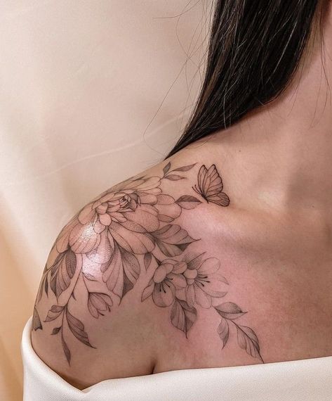 Gardenia Shoulder Tattoo, Floral Shoulder Tattoo Design, Peony Shoulder Tattoos For Women, Dainty Shoulder Tattoos For Women, Top Of Shoulder Tattoos For Women, Floral Shoulder Cap Tattoo, Floral Shoulder Tattoo, Top Of Shoulder Tattoo, Feminine Shoulder Tattoos