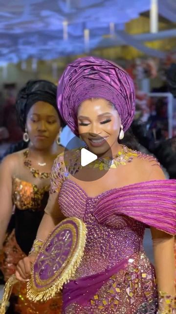 Igboweddingng™️ on Instagram: "Beautifully made 🔥
Bride @mz_chinweee
Planner @justdebsevents
Makeup @tmtbylayinka
Gele @bam_gele
Beads @quincybeads_
Hairstylist @hairchanic_ng
Wedding dress @lacharisnigeria
George @uctreasure_george
Bride’s 1st outfit @oyemese
Bride’s 2nd outfits @cyma_fashion
Bride’s After party outfit @cyma_fashion
Shoes & purse @tavinstores
Accessories @stylish_bridals_
Wedding rings =@bozjewelry
Groom’s outfit @Oij_taiwo_stitches
Groom’s shoe,fan&stick @olas_signatures
Decoration @eventsbymide 
Cake  @splendidsplash
Dessert @splendidsplash
Videographer/ photographer @klalaweddings / @klalaphotography
Cinematography @klala films
Reels @reeltimeng
Photobooth spin @Naija360booth 
Cocktail drinks @prococktails.ng
Food Caterer @delight fingers
Small chops @officialeselicio After Wedding Outfit The Bride, After Wedding Outfit, After Party Outfit, Small Chops, Naija Wedding, Fashion Bride, Bridal Wedding Rings, Beautifully Made, After Party