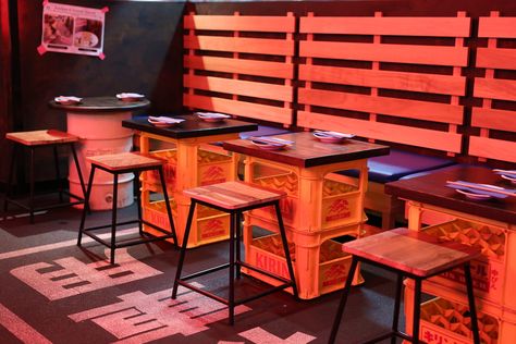 Japanese Cafe Design, Corner Inspiration, Street Food Restaurant, Japanese Restaurant Interior, Eat Play Love, Restaurant Pictures, Japanese Street Food, Asian Street Food, Vietnam Food