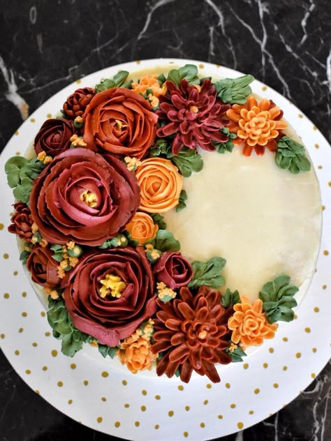 Cranberry Apple Jam, Fall Theme Cakes, Fall Birthday Cakes, Chocolate Swiss Meringue Buttercream, Cake With White Chocolate, Fall Cupcakes, Thanksgiving Cakes, Apple Jam, Buttercream Flower Cake