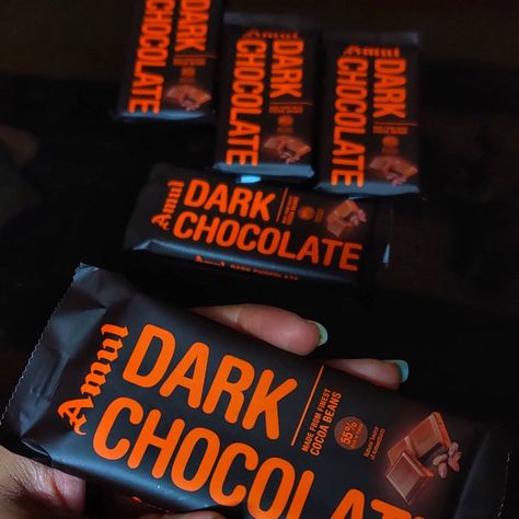 What I ate in Ahmedabad on Instagram: “Any dark chocolate lover!? . @amul_india . . . #darkchocolate #darkchocolates #chocolate #darkchocolatelover #darkchocolatebar #chocolates…” Amul Chocolate, Amul Dark Chocolate, 85% Dark Chocolate Recipes, Kitkat Dark Chocolate, Period Cravings, Hershey Dark Chocolate, Healthiest Dark Chocolate Brands, Chocolate Pack, K Food