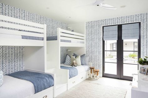 Beautiful Functional Spaces With Special Attention Paid To Every Detail - Decoholic Bunk Bed Rooms, Gradient Wallpaper, Decorative Wallpaper, White Bunk Beds, Bunk Beds Built In, Feather Wallpaper, Wallpaper Watercolor, Bunk Rooms, Built In Bunks