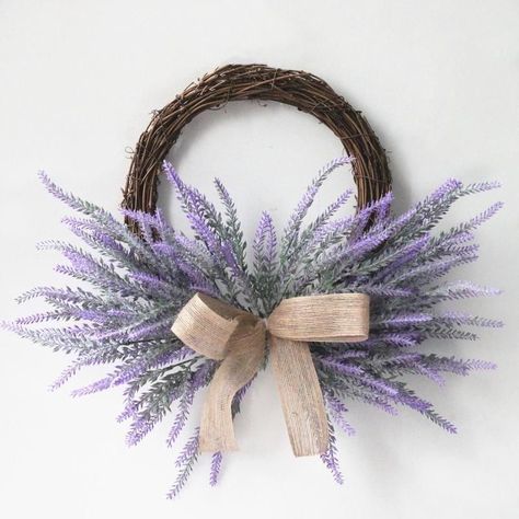 Lavender Garland, Lavender Wreaths, Garland Front Door, Welcome Sign For Wedding, Hanging Welcome Sign, Front Door Hanging, Lavender Crafts, Magic Books, Sign For Wedding