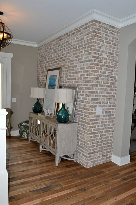 Brick Wall Design, Brick Wall Ideas, Diy Brick Wall, Brick Wall Living Room, Brick Wall Decor, Vstupná Hala, White Brick Fireplace, Brick Accent Walls, Brick Accent Wall