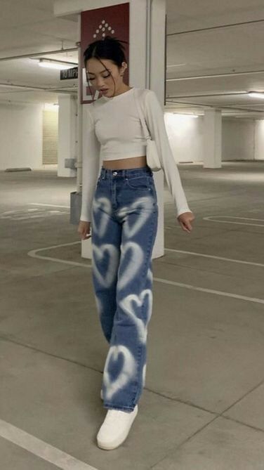 Mode Indie, High Waist Denim Pants, Fashion Butterfly, Korean Outfit Street Styles, Streetwear Jeans, High Waist Denim, Easy Trendy Outfits, Cute Jeans, Swaggy Outfits