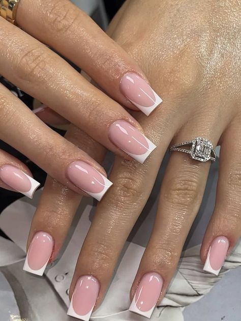 Girly Acrylic Nails, Basic Nails, French Tip Acrylic Nails, French Acrylic Nails, Classy Acrylic Nails, Short Square Acrylic Nails, White Nail, Acrylic Nails Coffin Short, Short Acrylic Nails Designs