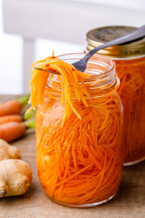 Pickling Carrots Quick, German Pickled Vegetables, Dill Pickle Carrots, Quick Pickled Carrots Asian, Pickled Carrots Vietnamese Recipe, Picked Carrots Recipe, Japanese Pickled Carrots, Pickled Shredded Carrots Recipe, Sweet Pickled Carrots