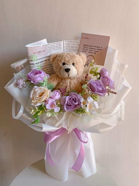 Stuffie Bouquet, Snack Flower Bouquet, Bouquet With Teddy Bear, Teddy Bouquet, Balloon Decorations Without Helium, Teddy Bear Bouquet, Bear Bouquet, Bloom Box, Graduation Flowers