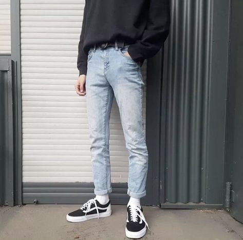 90s Fashion Men, Streetwear Mode, Mens Trendy Outfits, Tumblr Outfits, Mens Fashion Streetwear, Men Fashion Casual Outfits, Streetwear Men Outfits, Mens Casual Outfits, Yohji Yamamoto