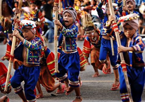 Kadayawan Kadayawan Festival Costume, Filipino Traditional Clothing, Kadayawan Festival, Davao Philippines, Philippine Mythology, Filipino Tattoos, Philippines Culture, Festival Costume, Filipino Culture