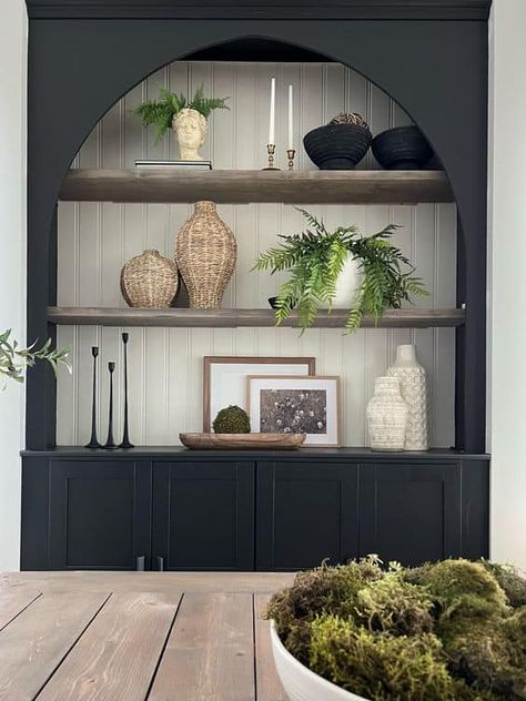 24 Dark and Moody Shelf Decor Ideas » Lady Decluttered Styling Bookshelves With Family Photos, Decorative Shelf Decor, Decorating Deep Shelves, Built In Shelves Styling, Frame Shelf Ideas, Styling Shelves Living Room Built Ins, Fall Decor Shelves, Shelving Decor Ideas, Built In Decor