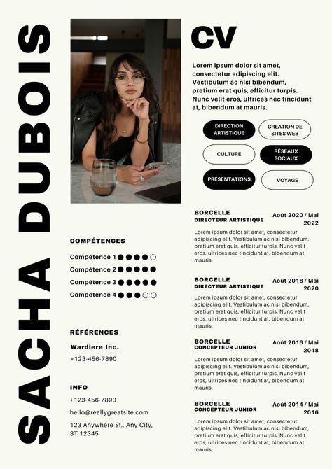 Graphic Design Cv Layout, Cv Original Design, Hierarchy Design, Cv Ideas, Cv Website, Cv Original, It Cv, Online Cv, Cv Inspiration