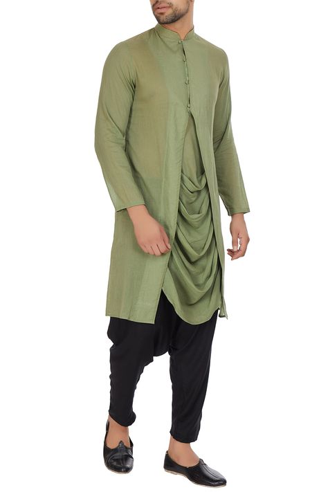 Buy Green mulmul cowl pleated layer kurta by Bohame - Men at Aza Fashions Green Mulmul Kurta For Wedding, Cowl Kurta Men, Draped Kurta For Men, Olive Kurta Men, Bottle Green Mens Kurta, Layered Kurta, Wedding Kurta For Men, Boys Kurta Design, Kurta Pajama Men