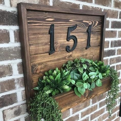 Cute Small Front Porch, Small Front Porch Decor, Porch Wall Decor, Front Porch Planters, Farmhouse Porch Decor, House Numbers Diy, Front Porch Decor Ideas, Small Front Porch, Porch Makeover