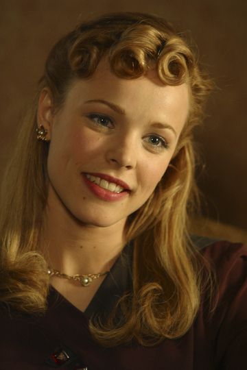 Avery Ovard, Rachel Anne Mcadams, Nadine Lustre, Canadian Actresses, Rachel Mcadams, The Notebook, Retro Hairstyles, Vintage Hairstyles, Up Girl