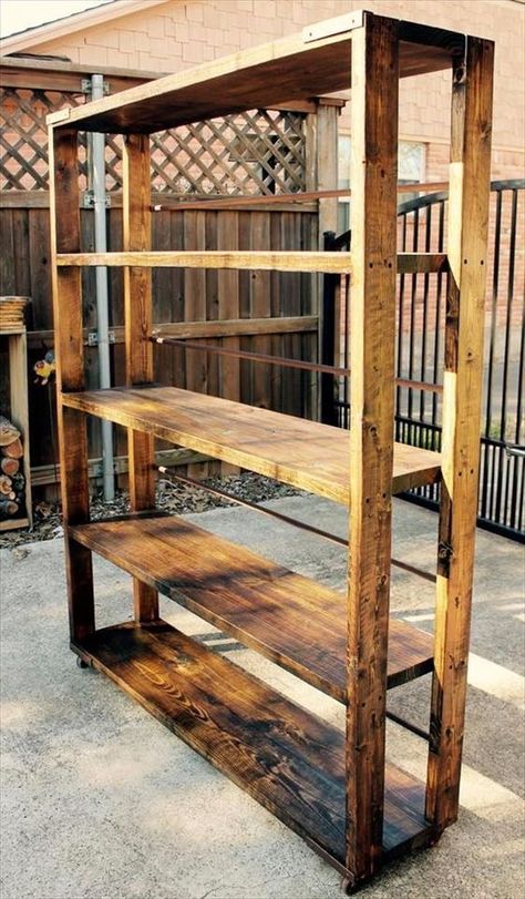 Pallet Bookshelf, Large Bookshelves, Diy Bookshelf, Bookcase Diy, Wooden Pallet Furniture, Pallet Shelves, Bookshelf Design, Wooden Pallet Projects, Bookshelves Diy