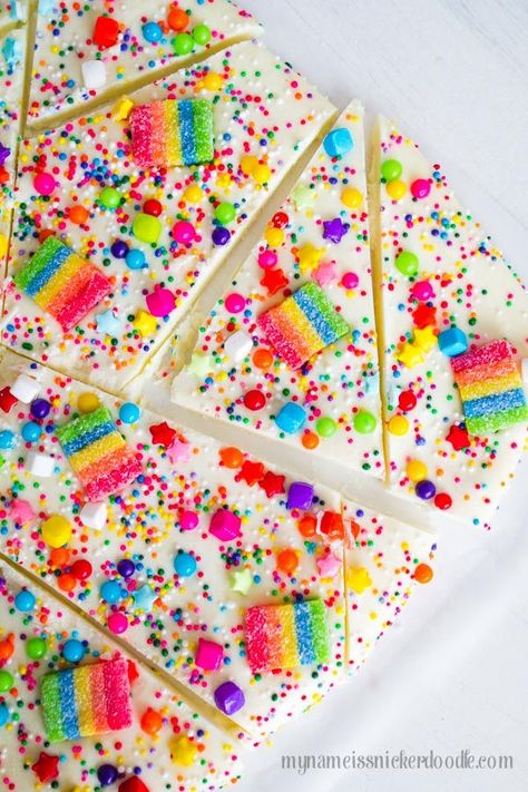 Candy Rainbow Bark | Recipe By My Name Is Snickerdoodle 10th Birthday Food Ideas, Cheer Dessert Ideas, Rainbow Disco Birthday Party, Rainbow Party Snacks, Rainbow Disco Party, Rainbow Party Food Ideas, Cheer Birthday Party Ideas, Rainbow High Party, Disco Party Food