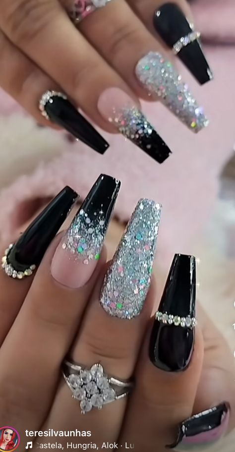 Black Nails With Art Designs, Black With Silver Sparkle Nails, Blingy New Years Nails, New Years Nail Ideas Coffin, New Year’s Eve Nails Design Coffin, Nye Nails Coffin Glitter, Gold Silver Black Nails, New Year Bling Nails, New Year Nails Black And Silver